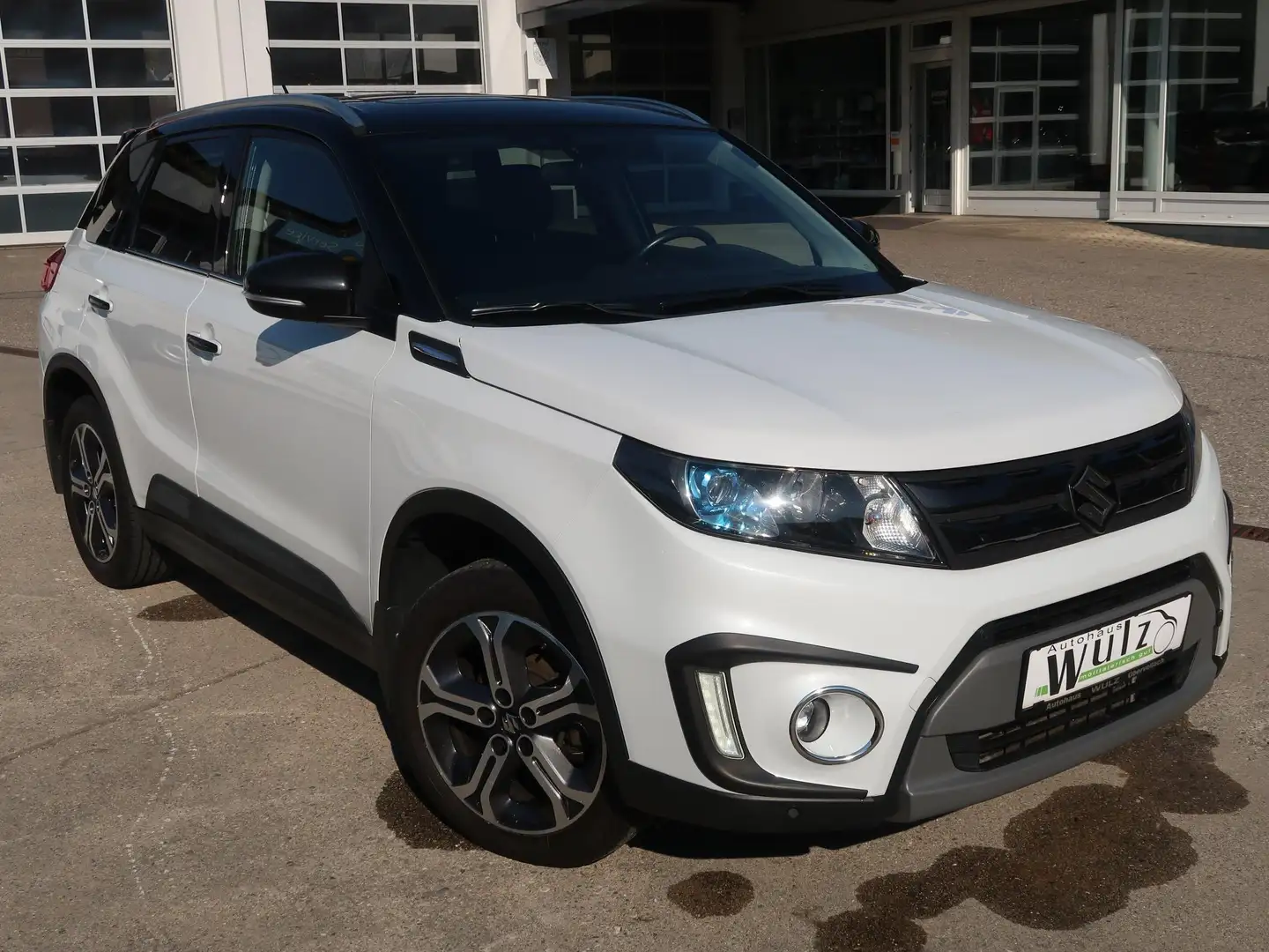 Suzuki Vitara Vitara 1,6 D 4WD Flash AHV.+Winterr.+Standh. Weiß - 2