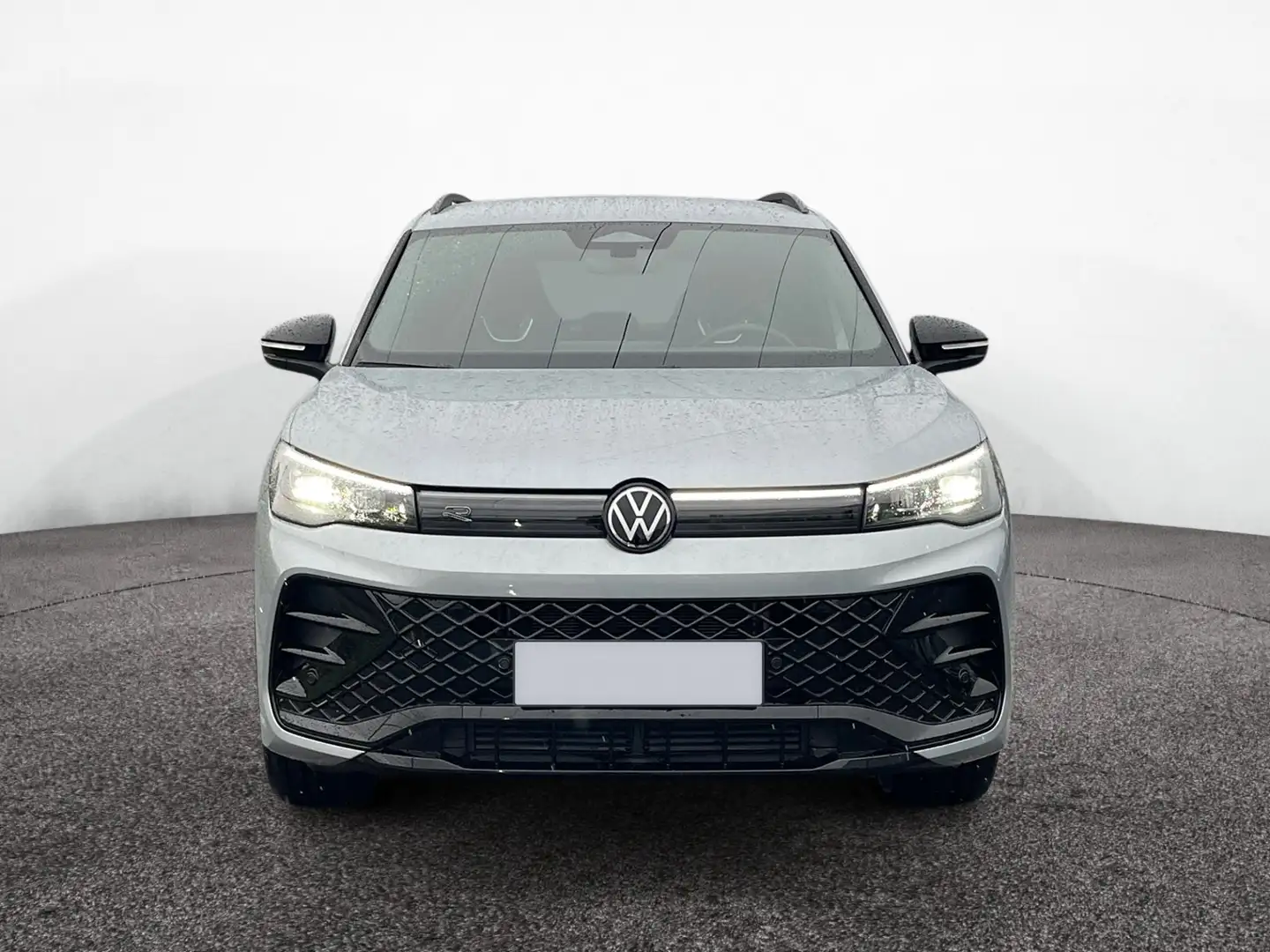 Volkswagen Tiguan R-Line eTSI DSG|AHK|NAVI|ACC|BLACK STYLE| Silber - 2