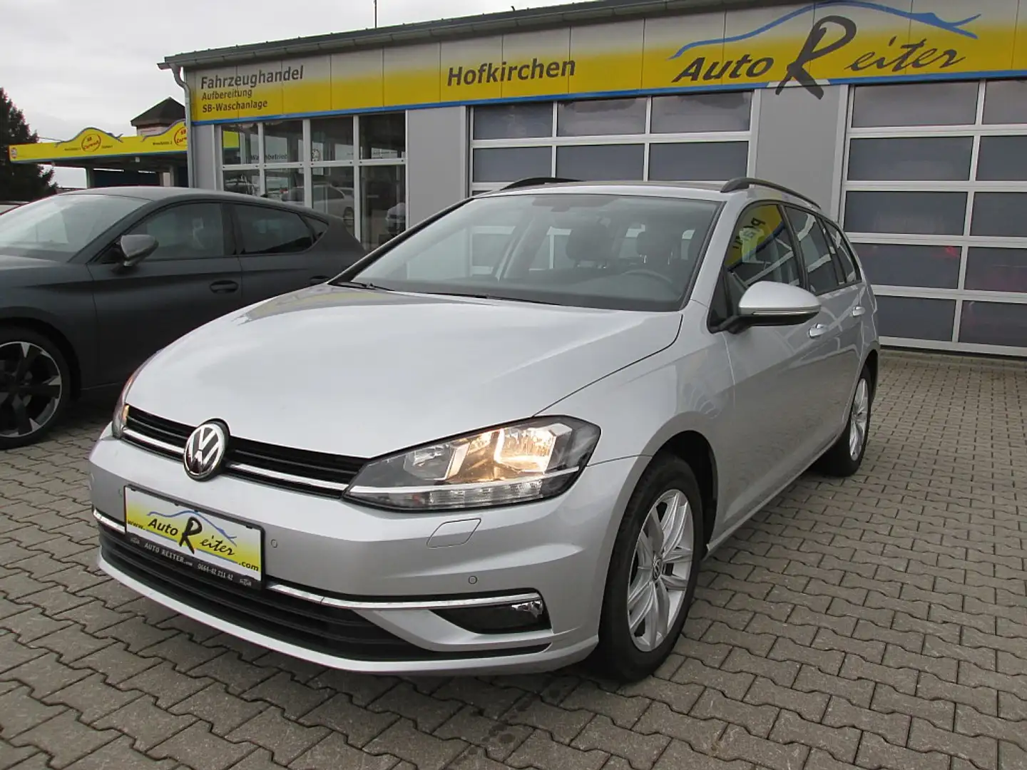 Volkswagen Golf Variant 40 2,0 TDI 4M. DSG *Motor-NEU*Virtual*ACC*PDC*SHZ Argent - 1