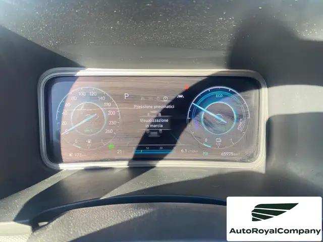 Hyundai Kona view 4