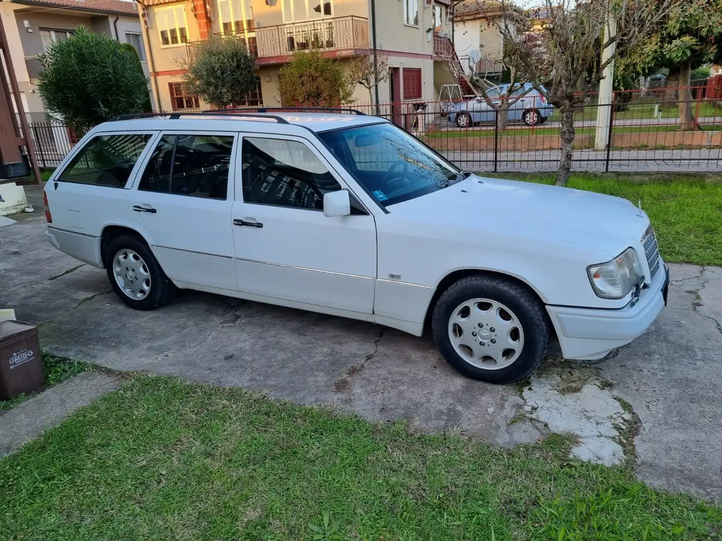 Mercedes-Benz 200 Mercedes w124 200TE-16V del 1994 - 1