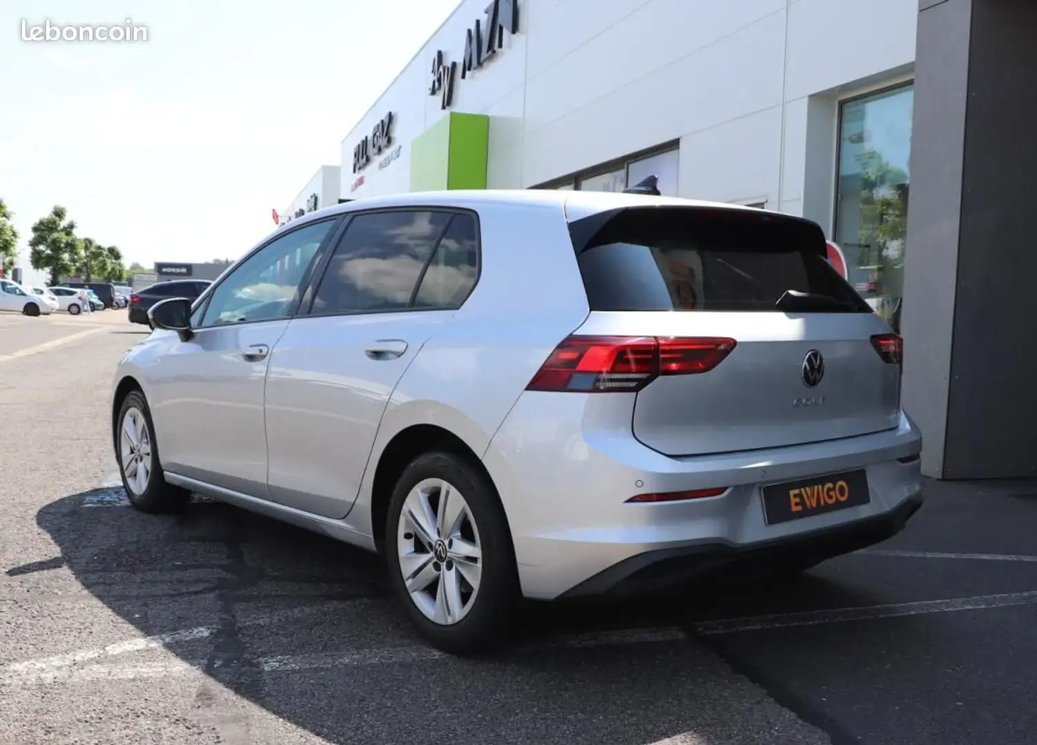 Volkswagen Golf 2.0 TDI 150ch CARAT BVA CARPLAY Gris - 2