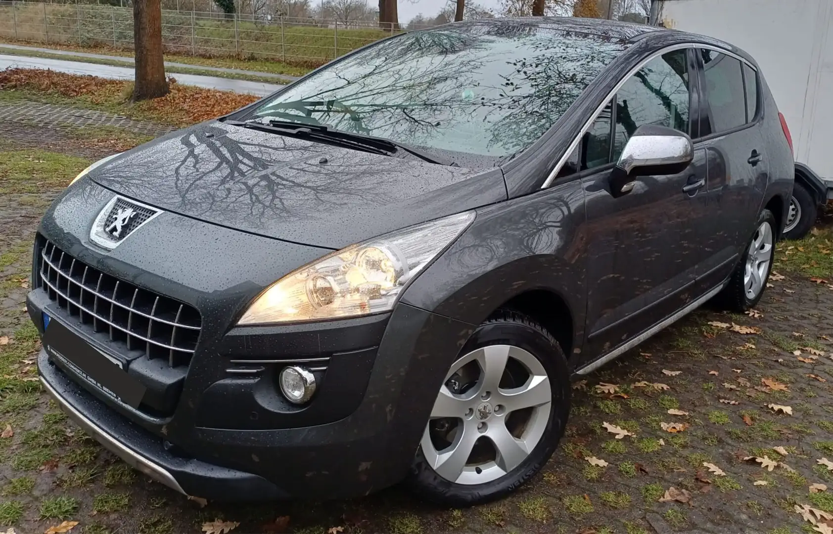 Peugeot 3008 3008 HDi FAP 150 Allure Grey - 1