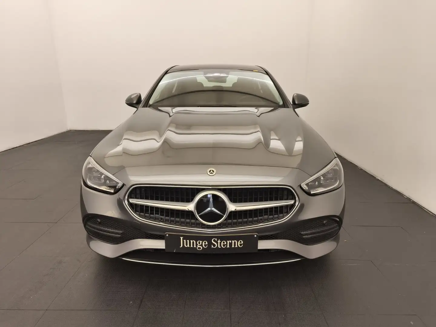 Mercedes-Benz C 180 C 180 Avantgarde Advanced FahrassiPlus DigitalLigh Grijs - 2