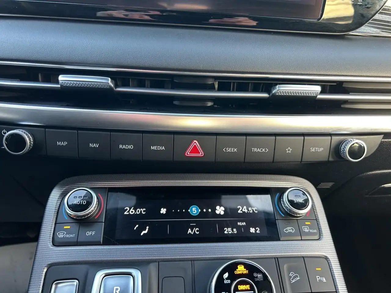 Hyundai PALISADE photo Hyundai PALISADE