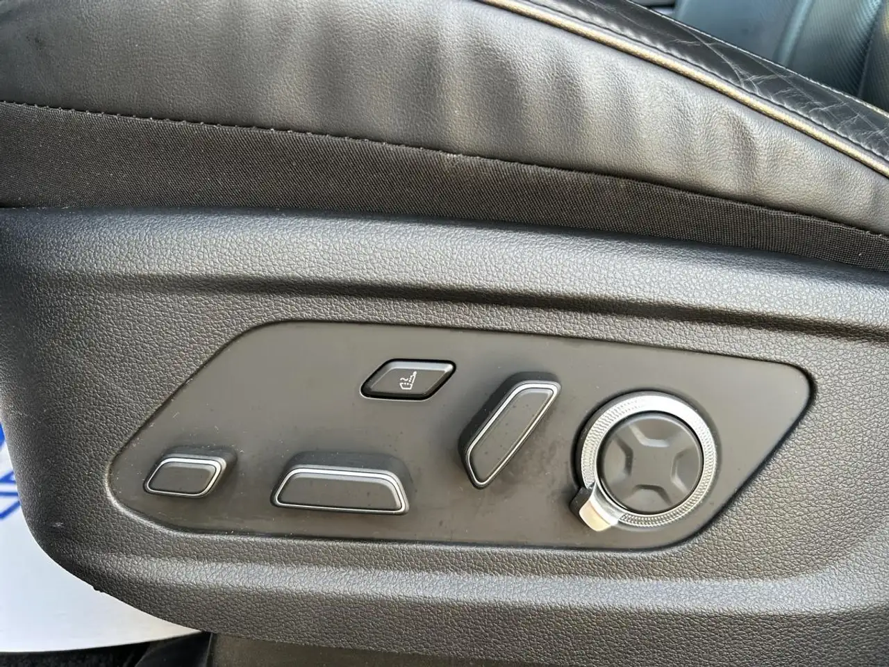 Hyundai PALISADE photo Hyundai PALISADE
