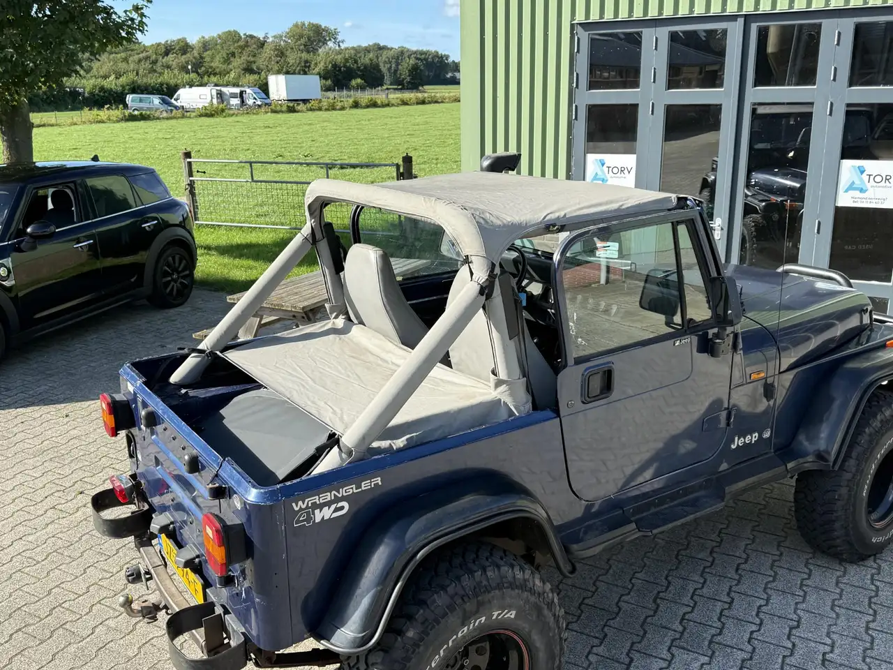 Jeep Wrangler 2.5i Bikinitop | Nwe APK | 2 sets deuren | Lage km, foto 3
