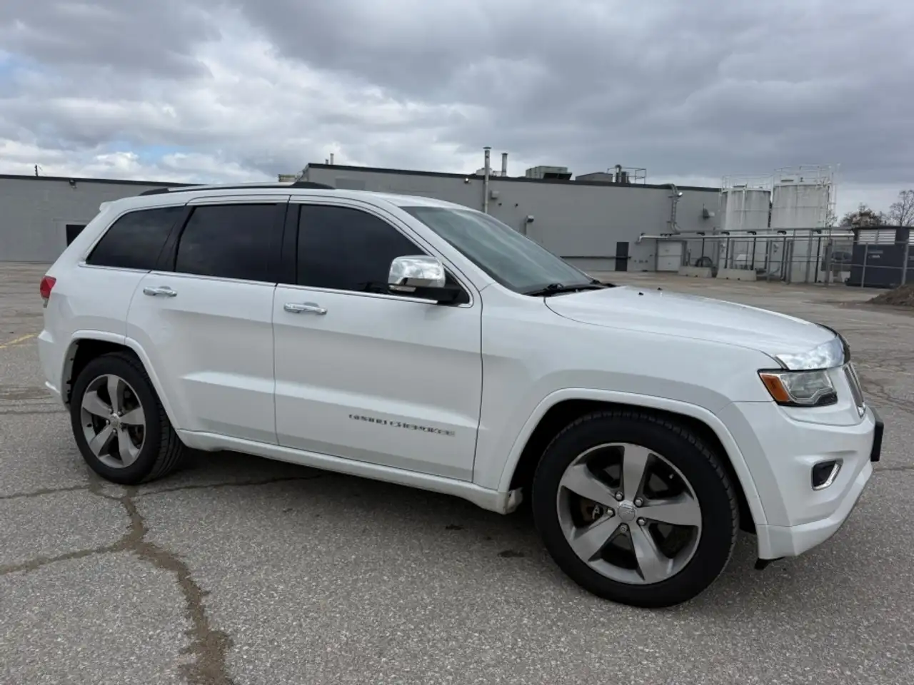 Jeep Grand Cherokee снимка Jeep Grand Cherokee