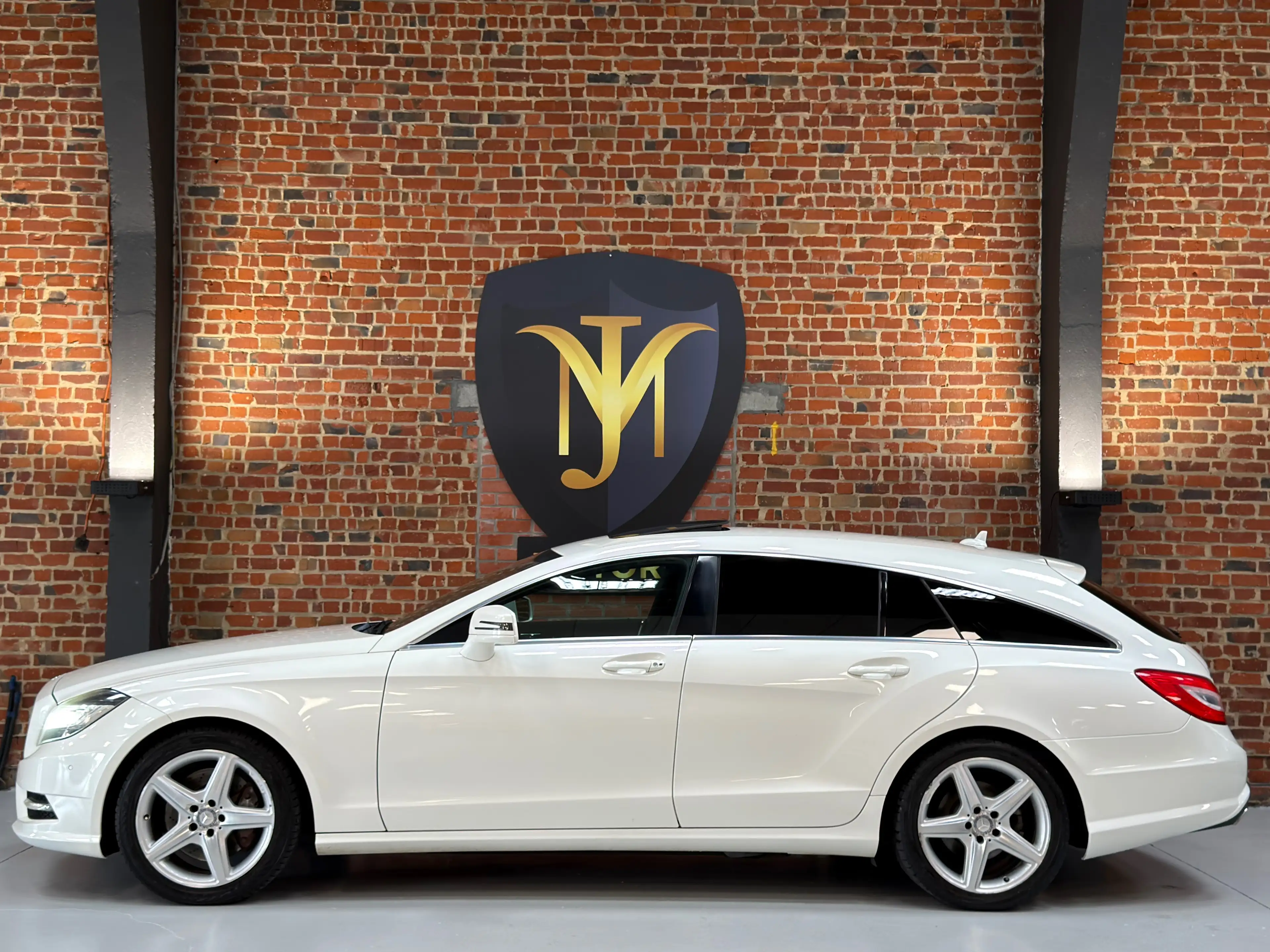 Mercedes-Benz CLS 350 CLS 350 CDI 4-Matic BE — photo 5