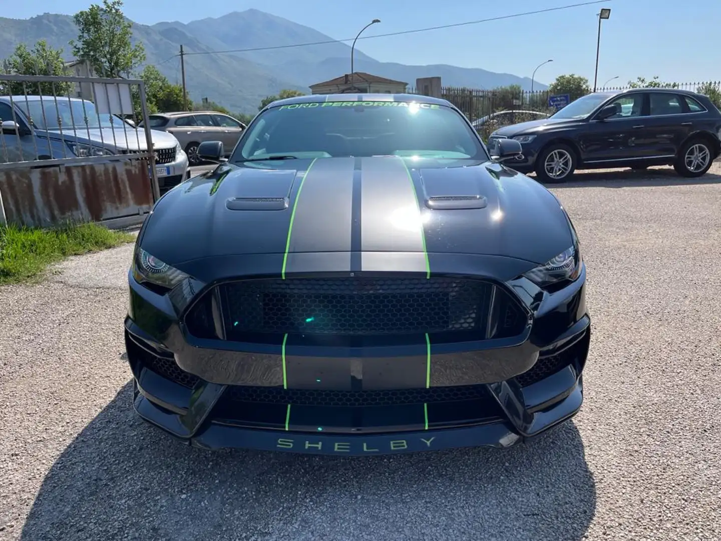 Ford Mustang ALLESTIMENTO SHELBY/PERFORMANCE 2.3 ecoobost Nero - 2