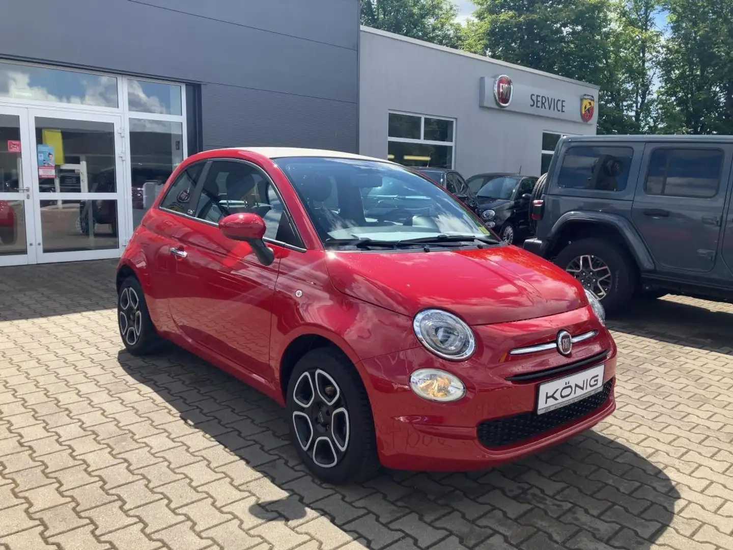 Fiat 500C MY22 1.0 GSE Hybrid CLUB 51kW (70PS Rood - 2