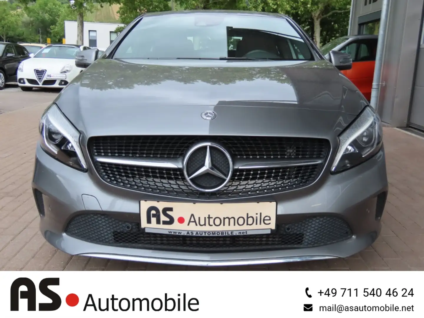 Mercedes-Benz A 180 2.Hd Navi*Klima*LED*Keyless*SHZ*PDCv+h Grey - 2