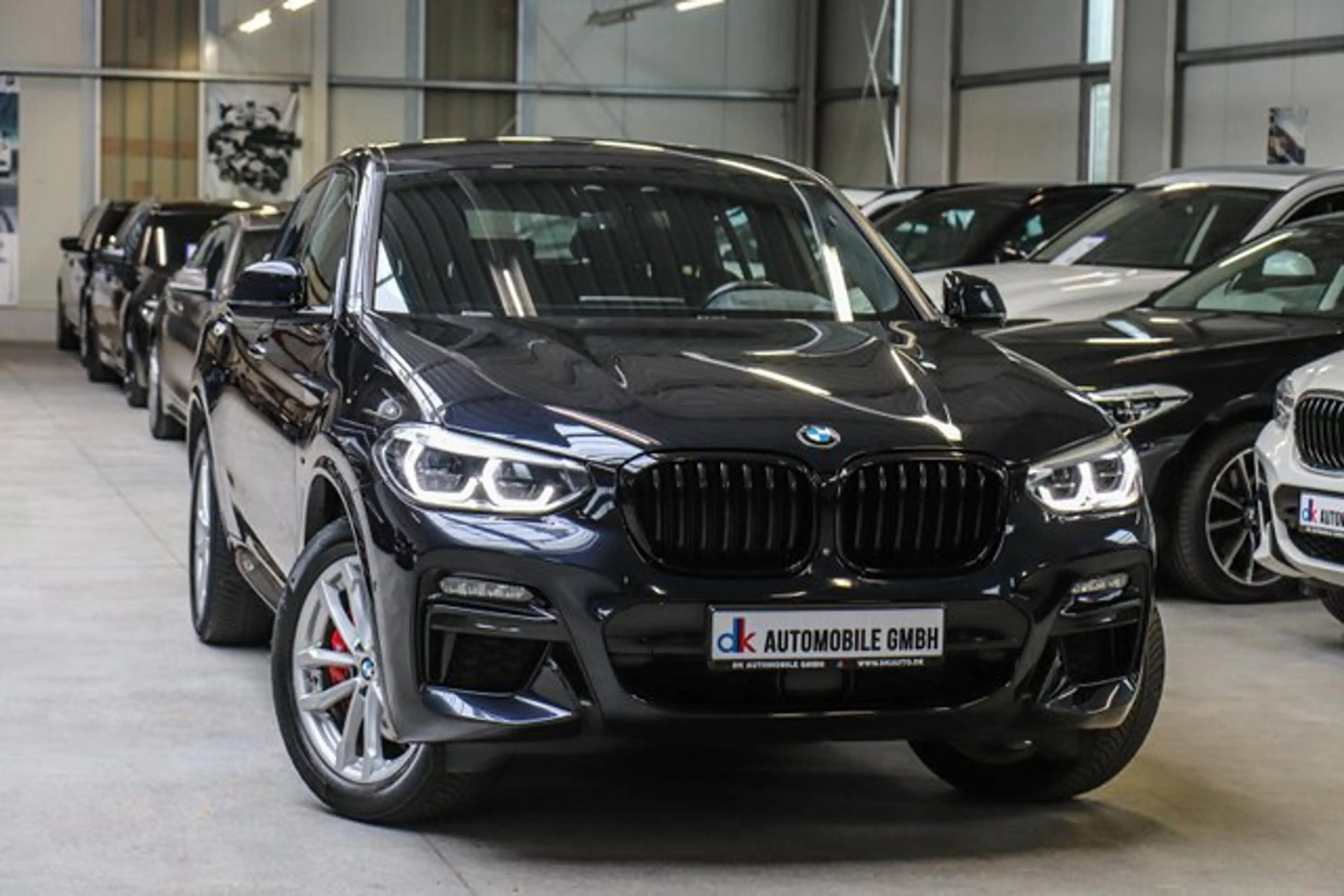 BMW X4 M40d Sport-Aut/HARMAN/KAMERA360/AHK/STANDHEIZUNG/ — photo 2