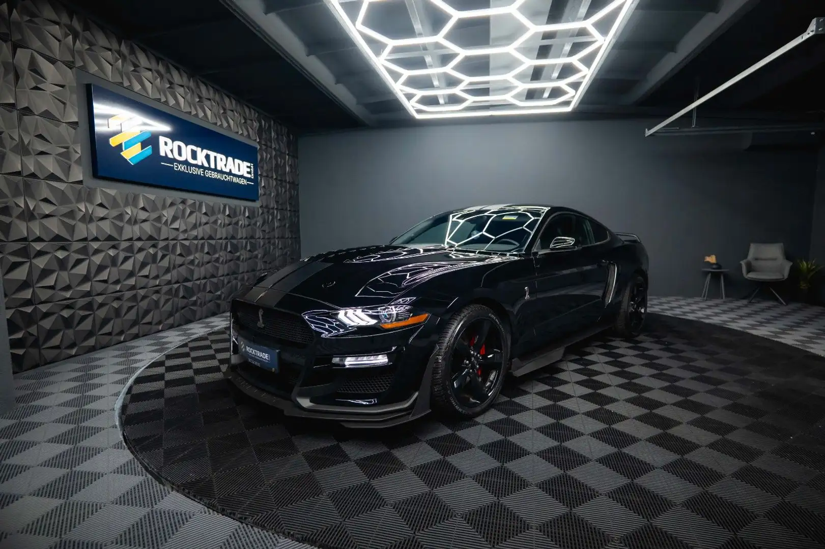 Ford Mustang Shelby GT 500 5.0 V8 Performance PREMIUM Fekete - 2