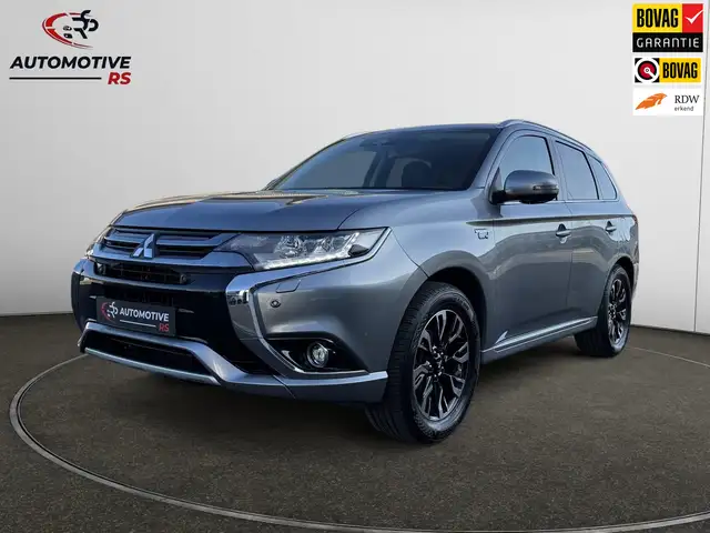 Mitsubishi Outlander 2.0 PHEV 4x4 Rockford Audio Trekhaak 360° Cam Navi