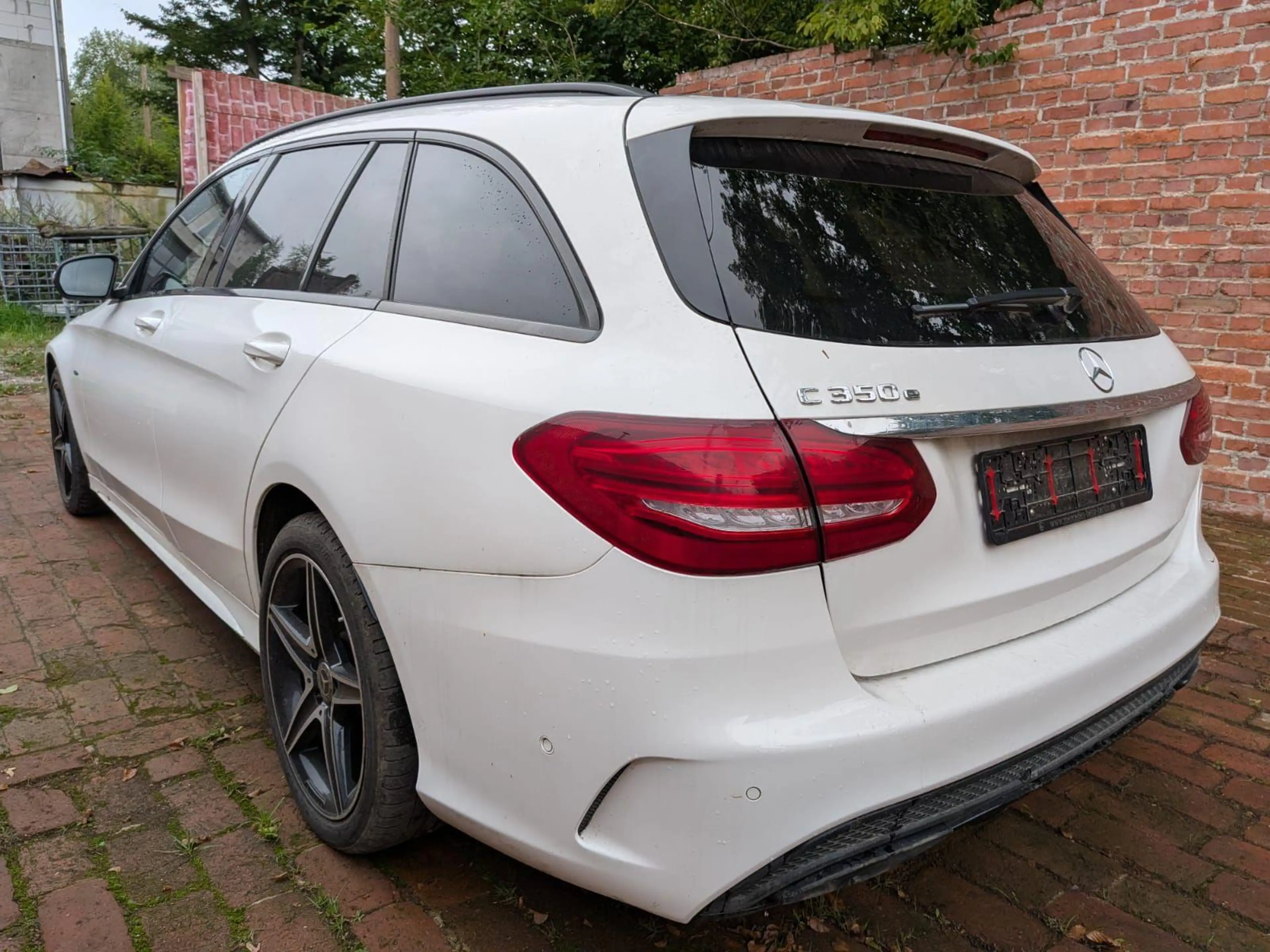 Mercedes-Benz C 350 C T-Modell C 350 e Hybrid Benzin Automatik — photo 11