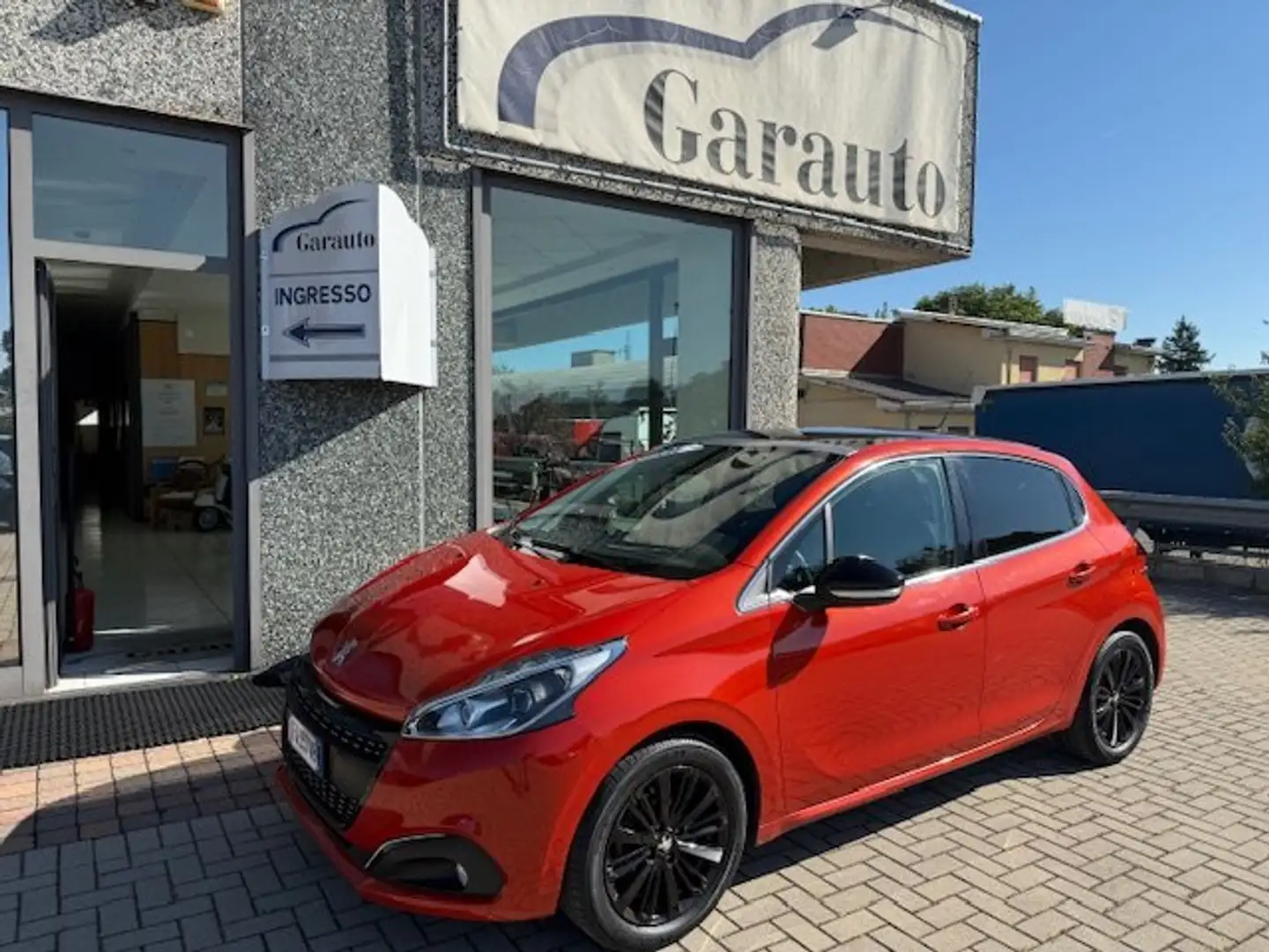 Peugeot 208 208 I 2015 5p 1.2 puretech t Allure s Rot - 1