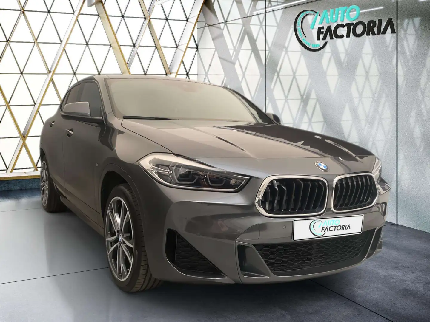 BMW X2 -55% 25E HYB 220cv BVA 4x4 M SPORT +GPS+CAM+Option Gris - 2