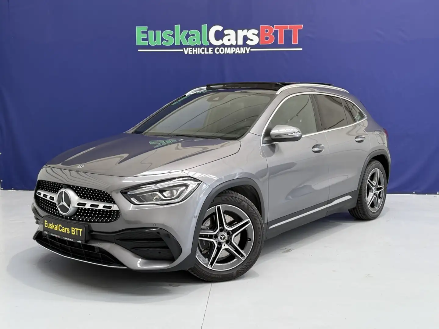 Mercedes-Benz GLA 250 4Matic 8G-DCT Gris - 2