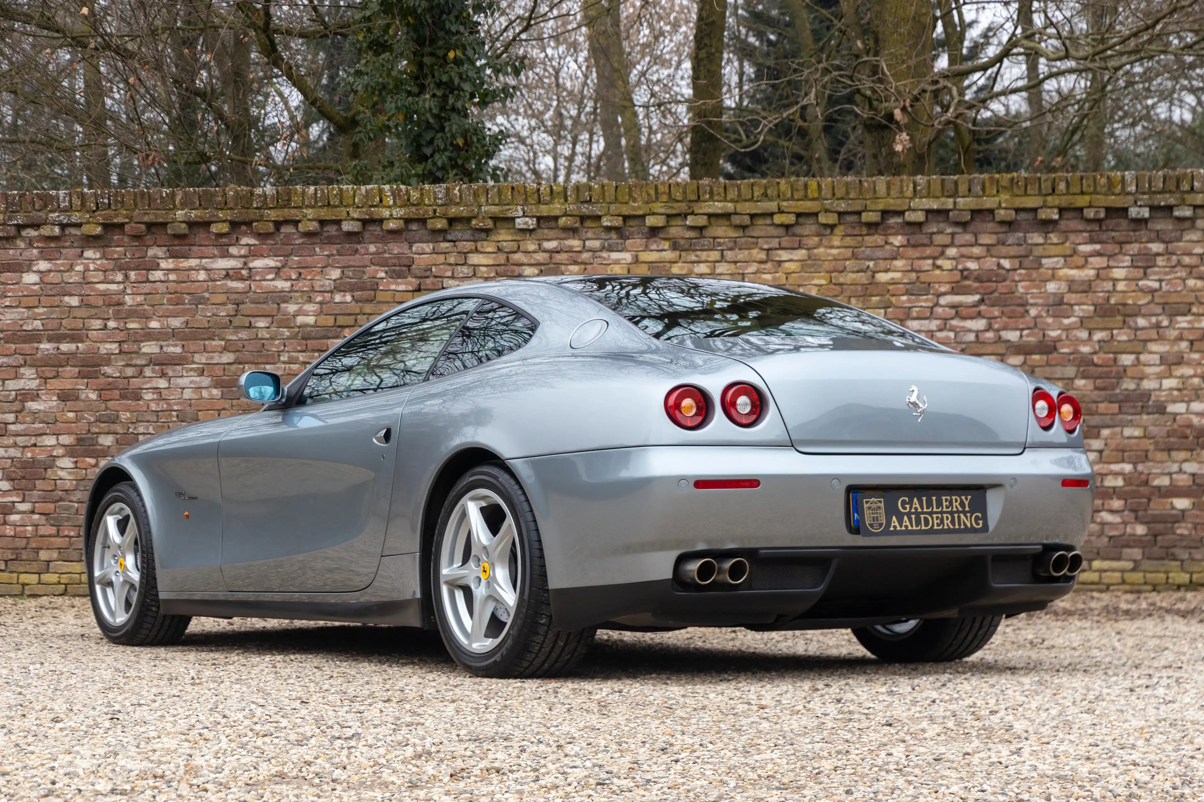 Ferrari 612 Scaglietti Presented in Grigio Titanio with a blac — photo 2