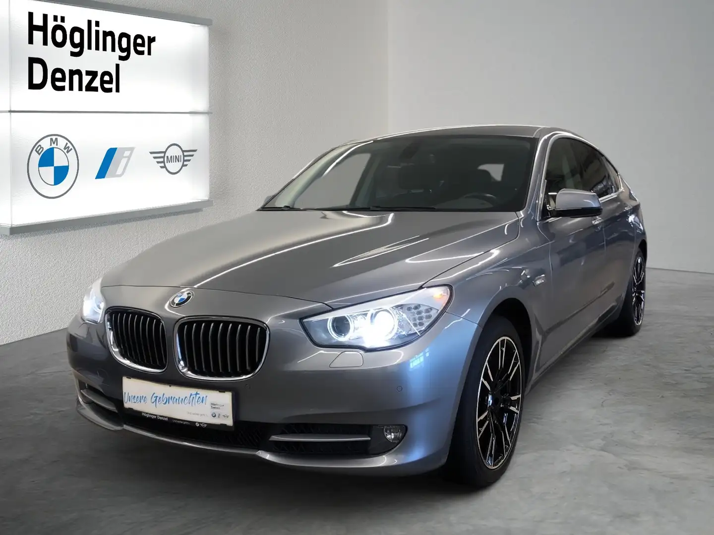 BMW 530 d xDrive Grau - 1