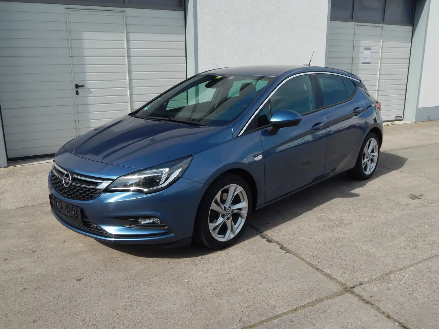 Opel Astra Dynamic Start/Stop*LENKRADHEIZUNG*PDC*LM*SITZH*TOP Bleu - 1