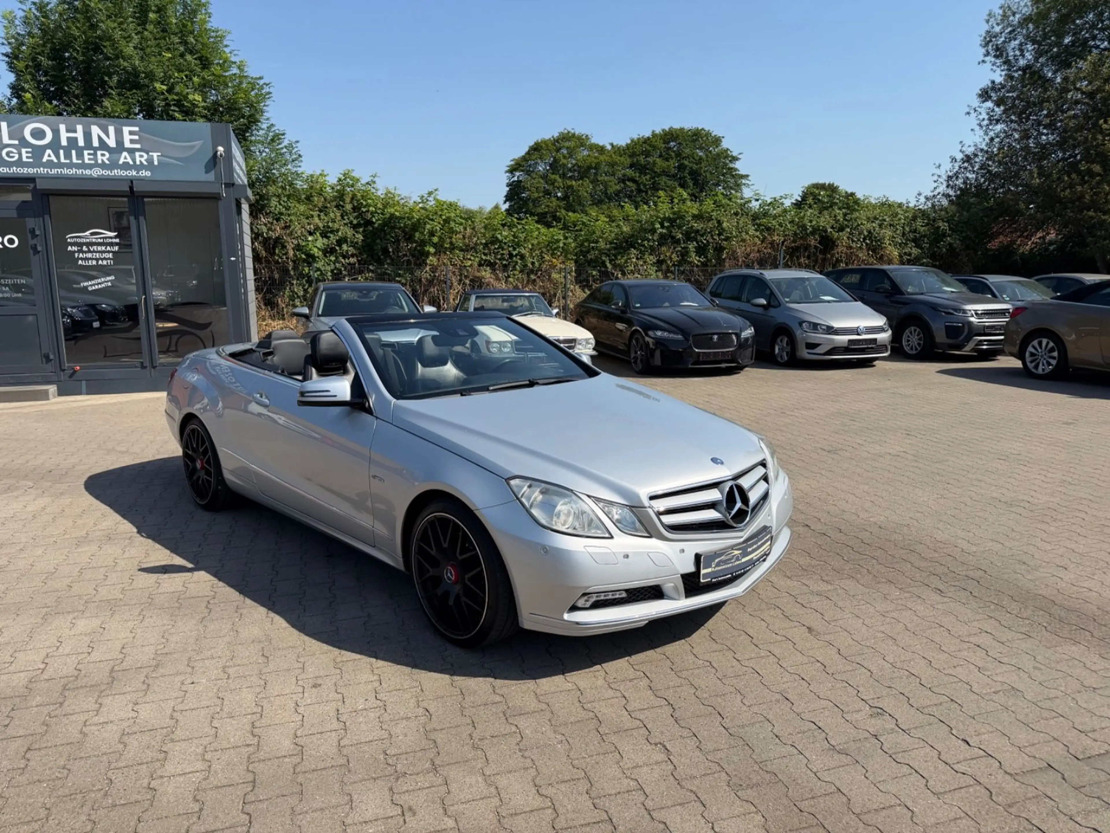 Mercedes-Benz E 250 E Cabrio CDI/NAVI/XENON/TEMPOMAT/EURO5 — photo 3