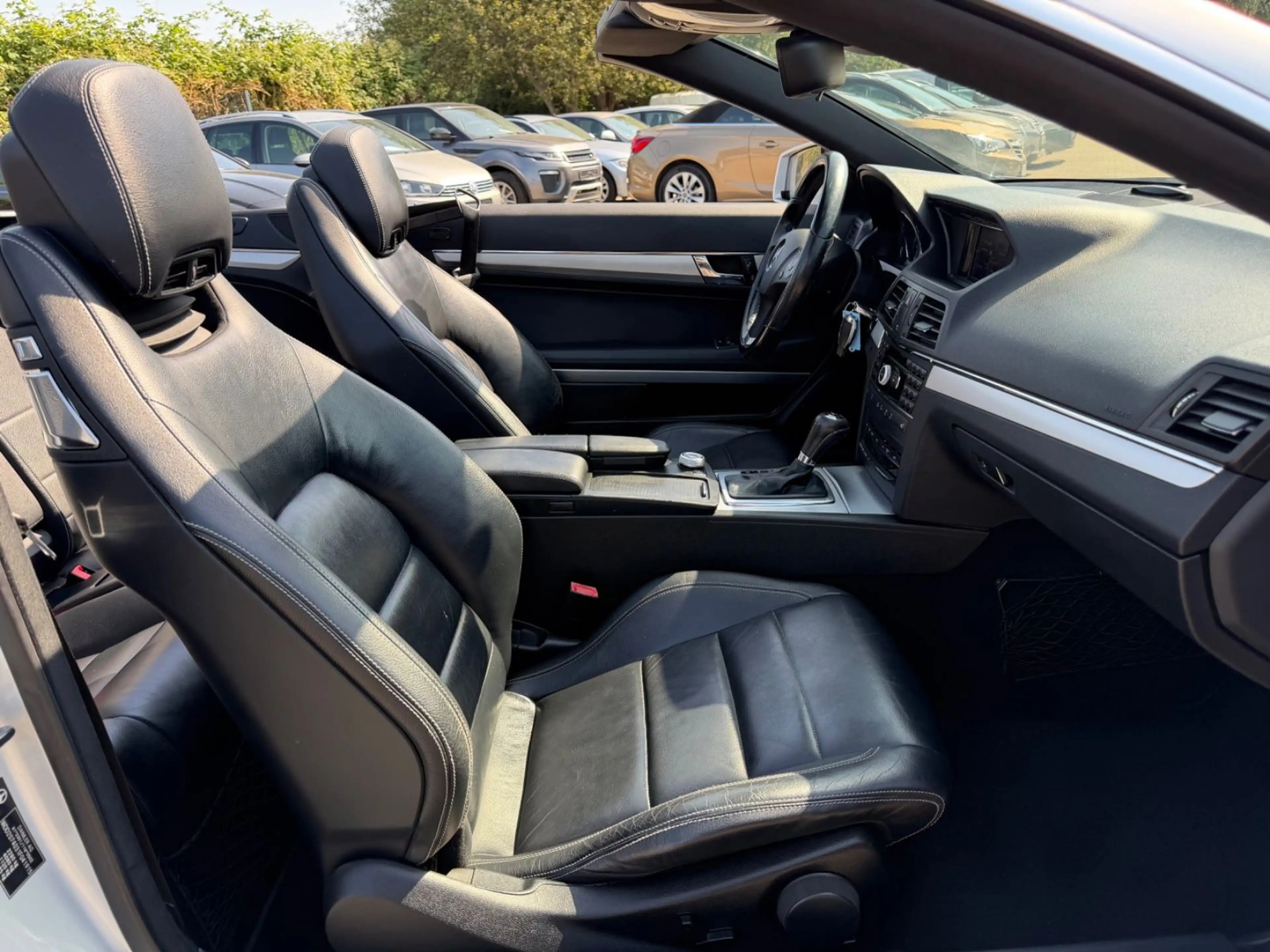Mercedes-Benz E 250 E Cabrio CDI/NAVI/XENON/TEMPOMAT/EURO5 — photo 13