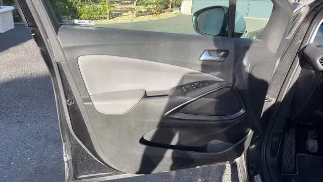 Opel Crossland X view 7