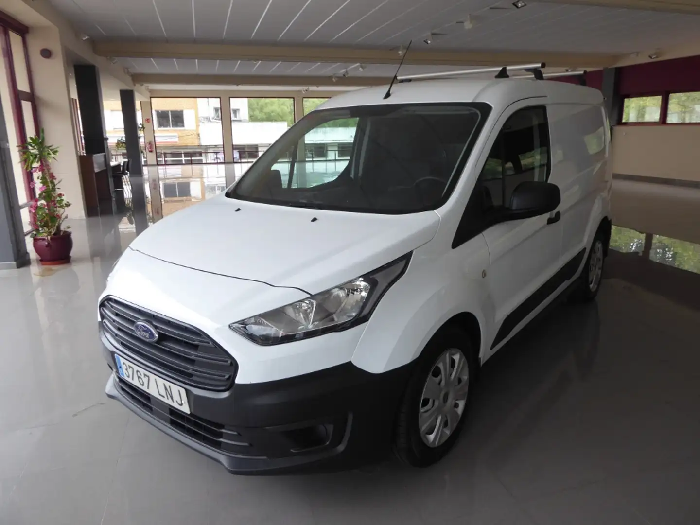 Ford Connect Comercial FT 200 Van L1 S&S Ambiente 100 Blanco - 2