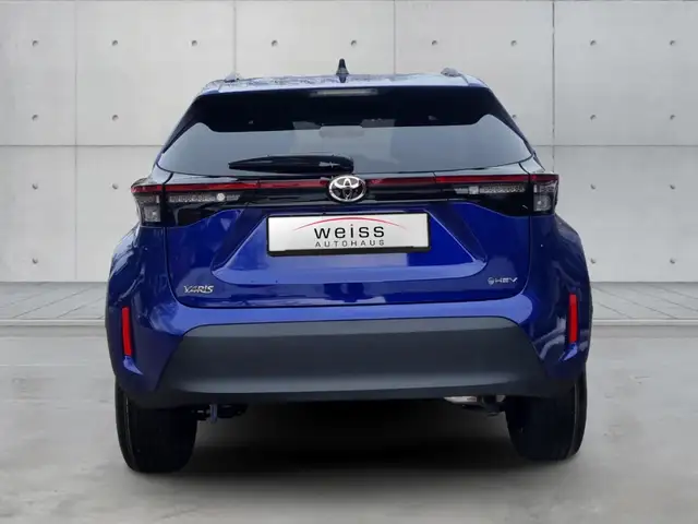 Toyota Yaris Cross view 4