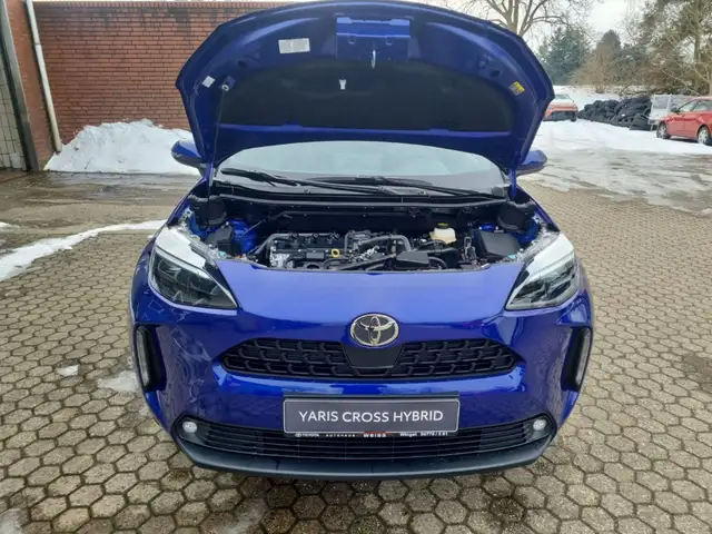 Toyota Yaris Cross view 13