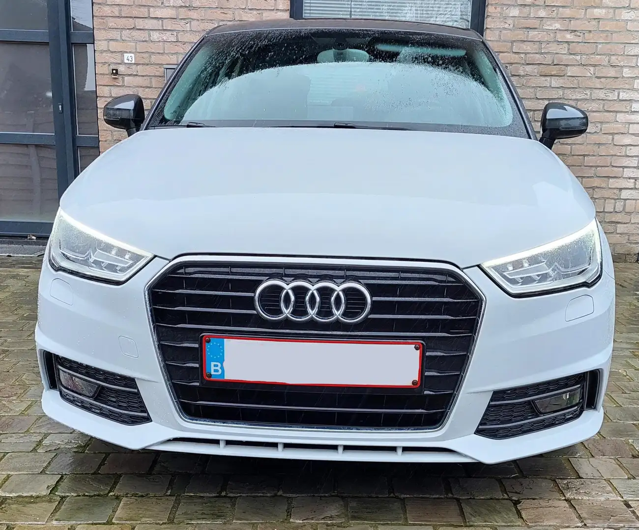 Audi A1 A1 1.0 TFSI ultra Sportback Wit - 1