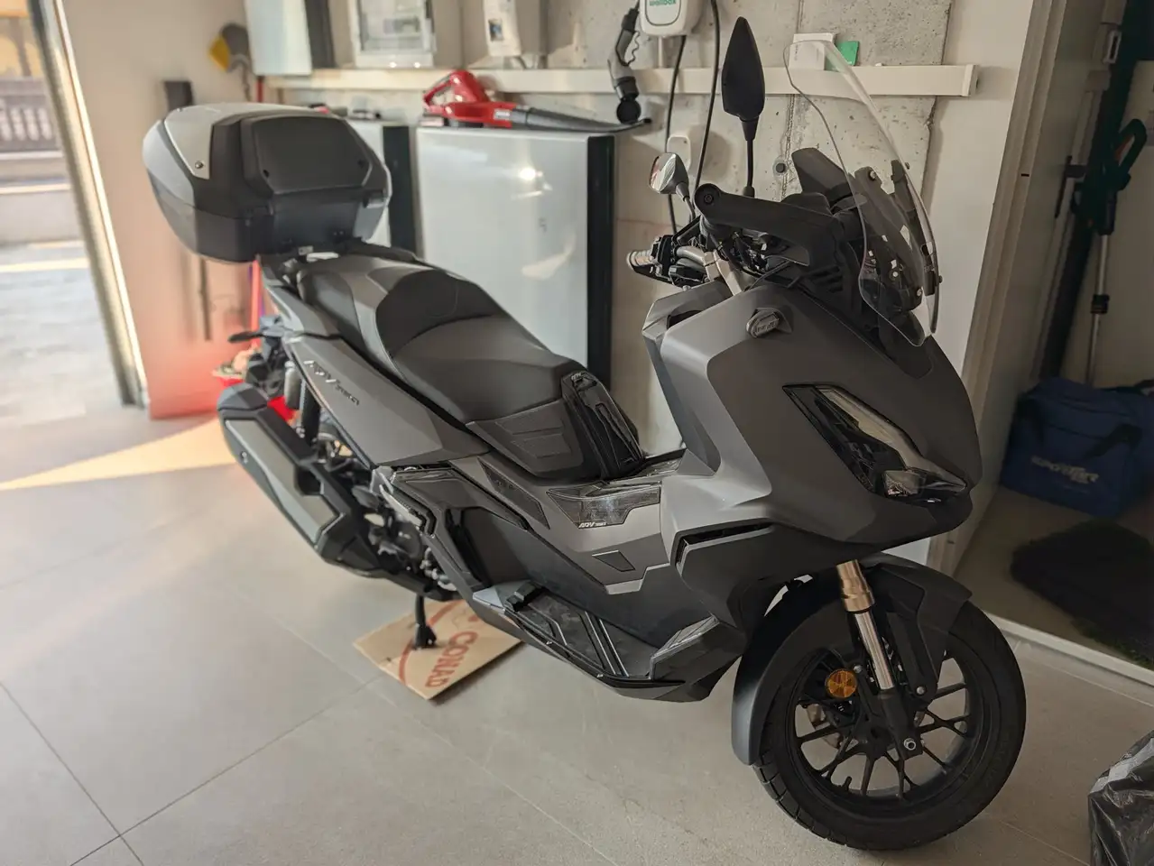 Honda ADV 350