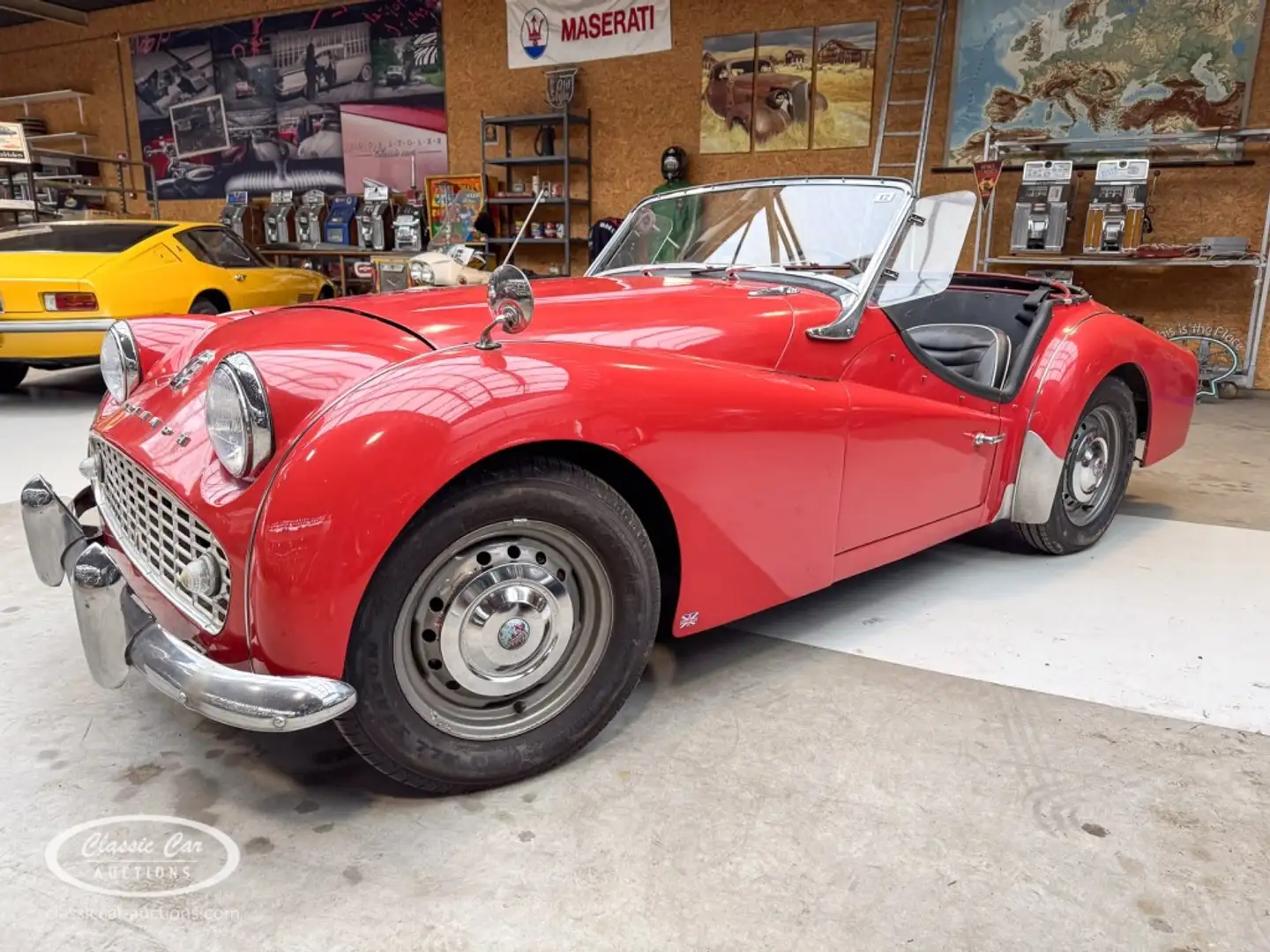 Triumph TR3 TR3A   - ONLINE AUCTION crvena - 1