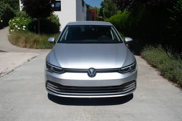 Volkswagen Golf view 3