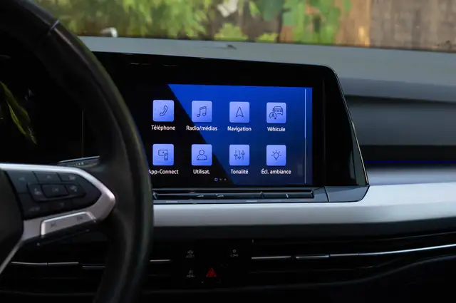 Volkswagen Golf view 13
