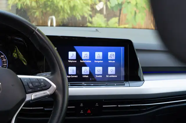 Volkswagen Golf view 12