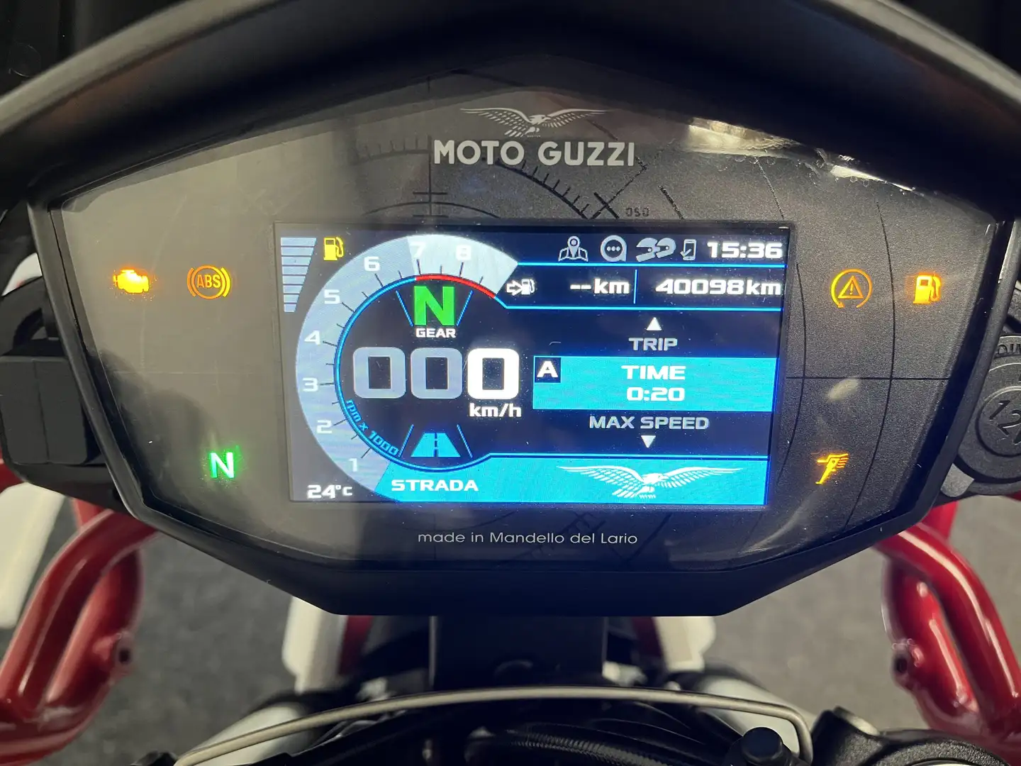 Moto Guzzi V 85 TT MOTOGUZZI Rouge - 2