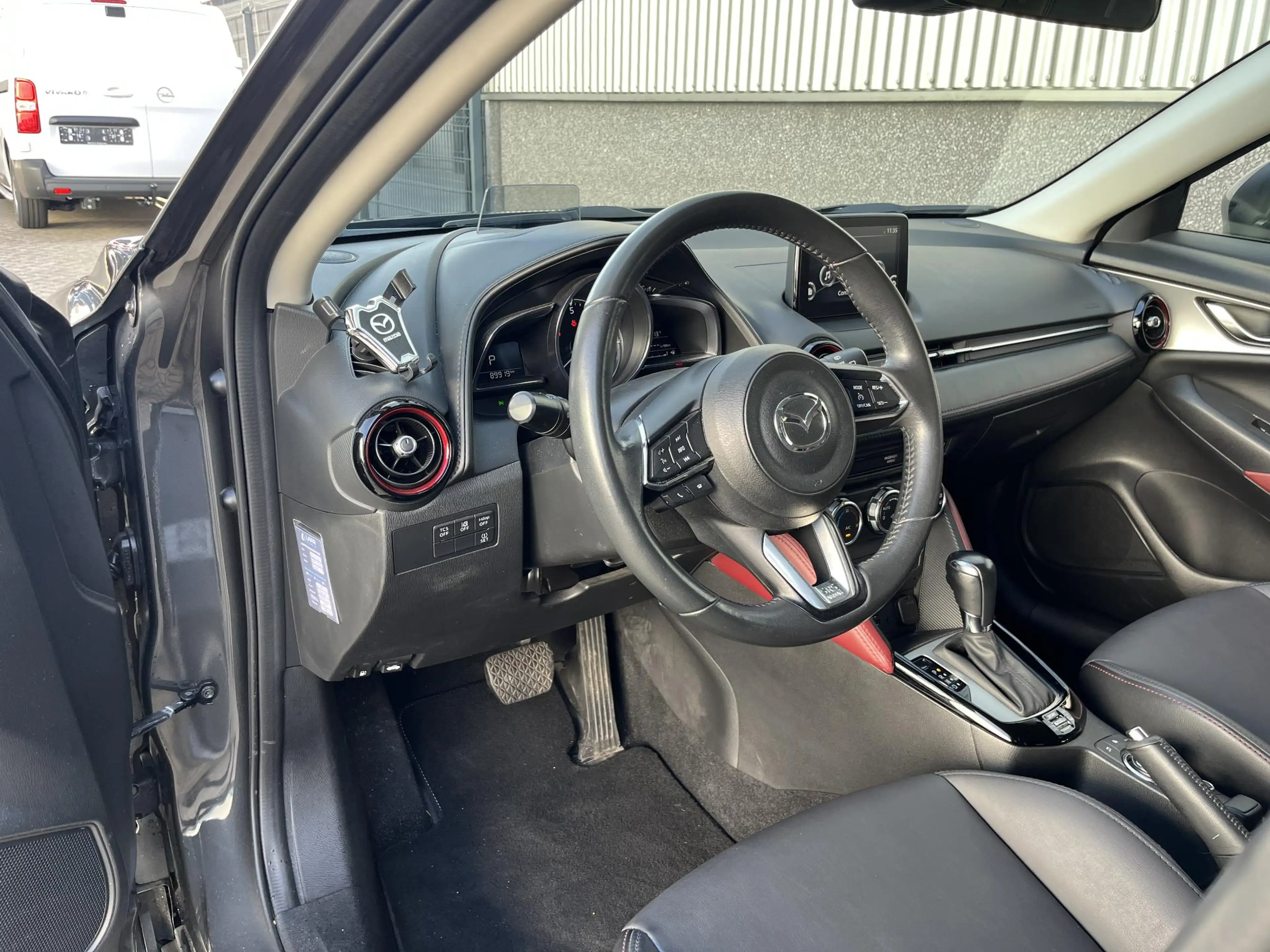 Mazda CX-3 2.0 SkyActiv-G 120 SkyLease GT — photo 14