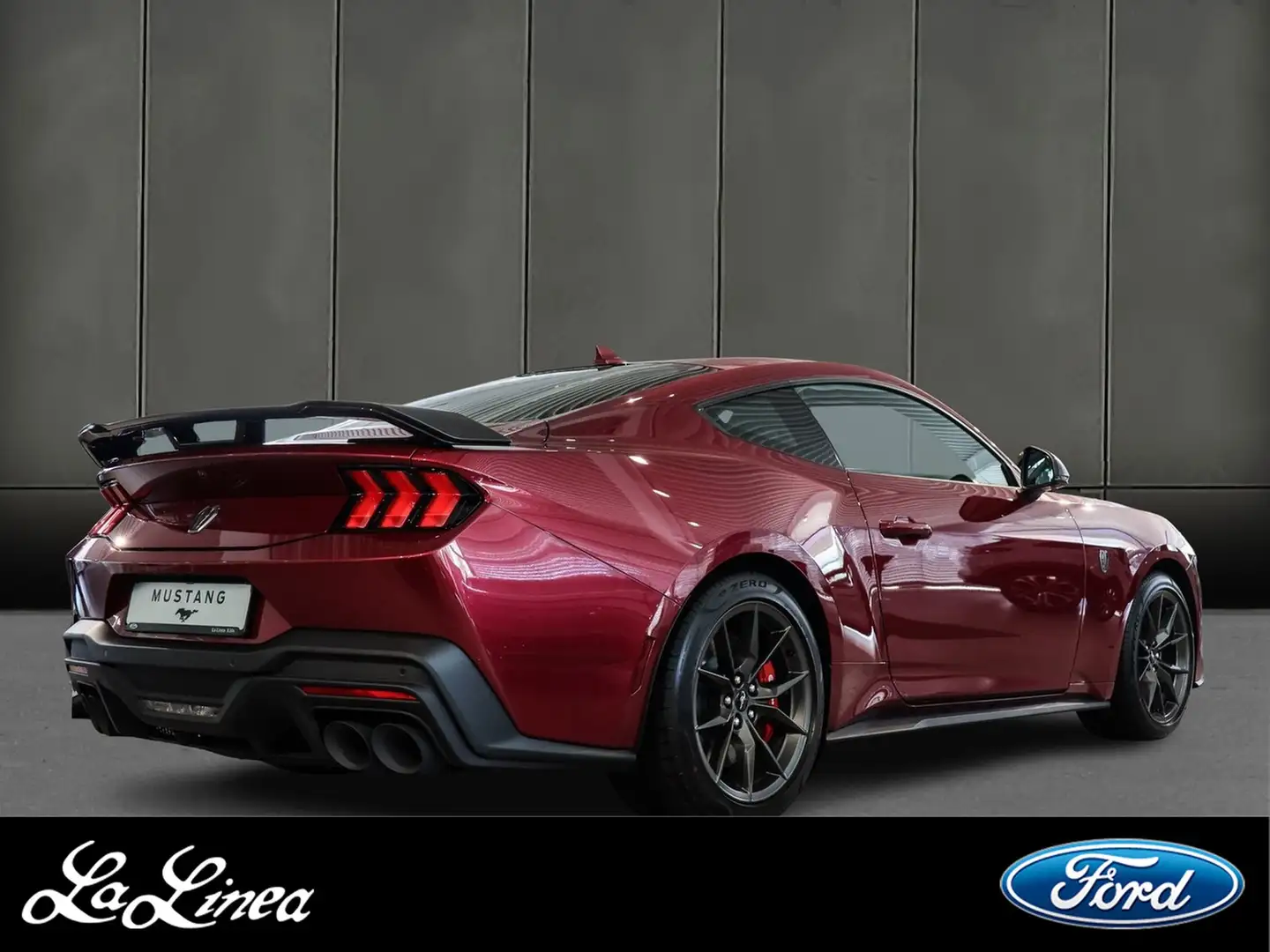 Ford Mustang Fastback 5.0 Ti-VCT V8 334 Dark Horse Rosso - 2