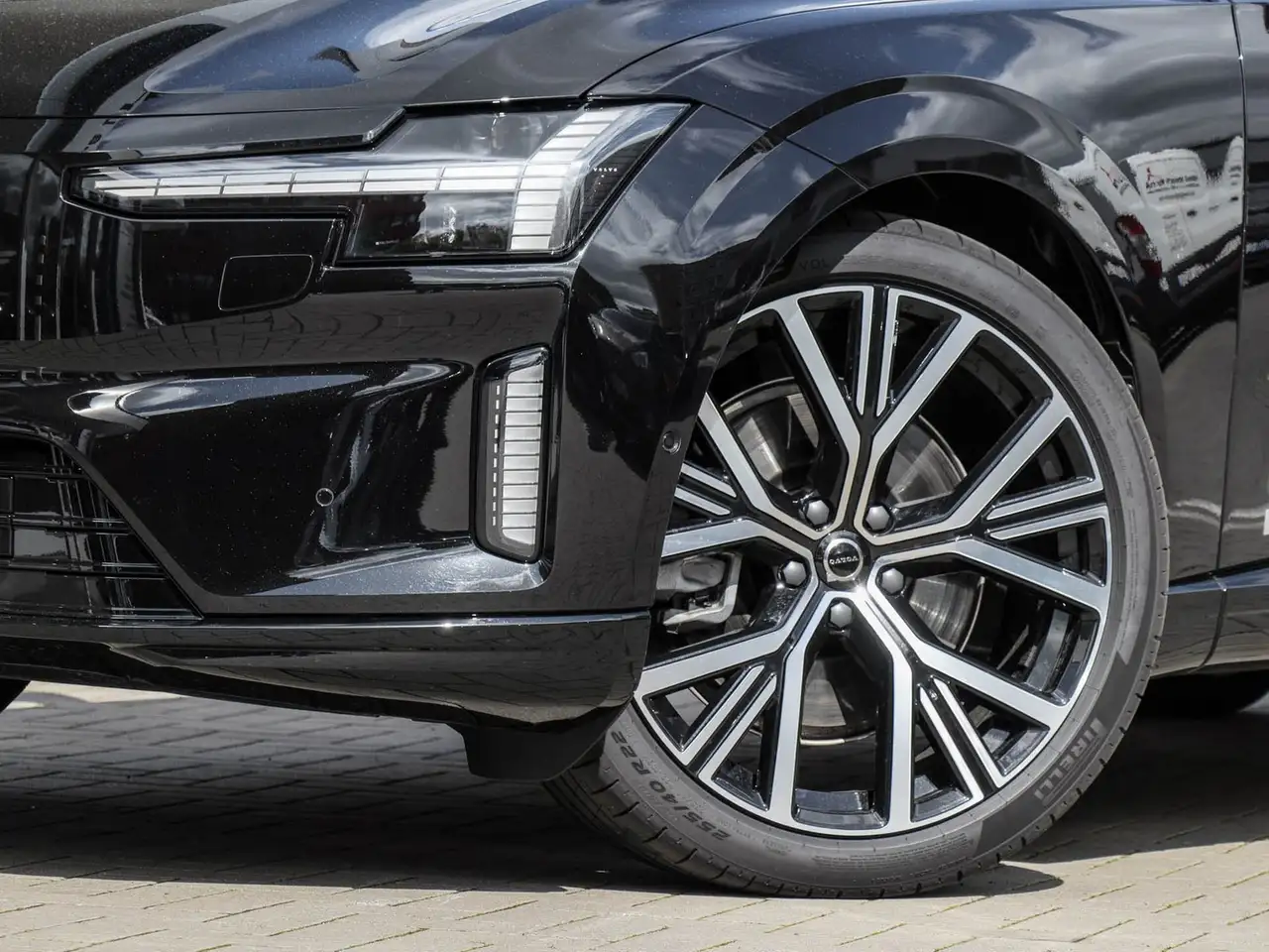 Volvo ES90 2026