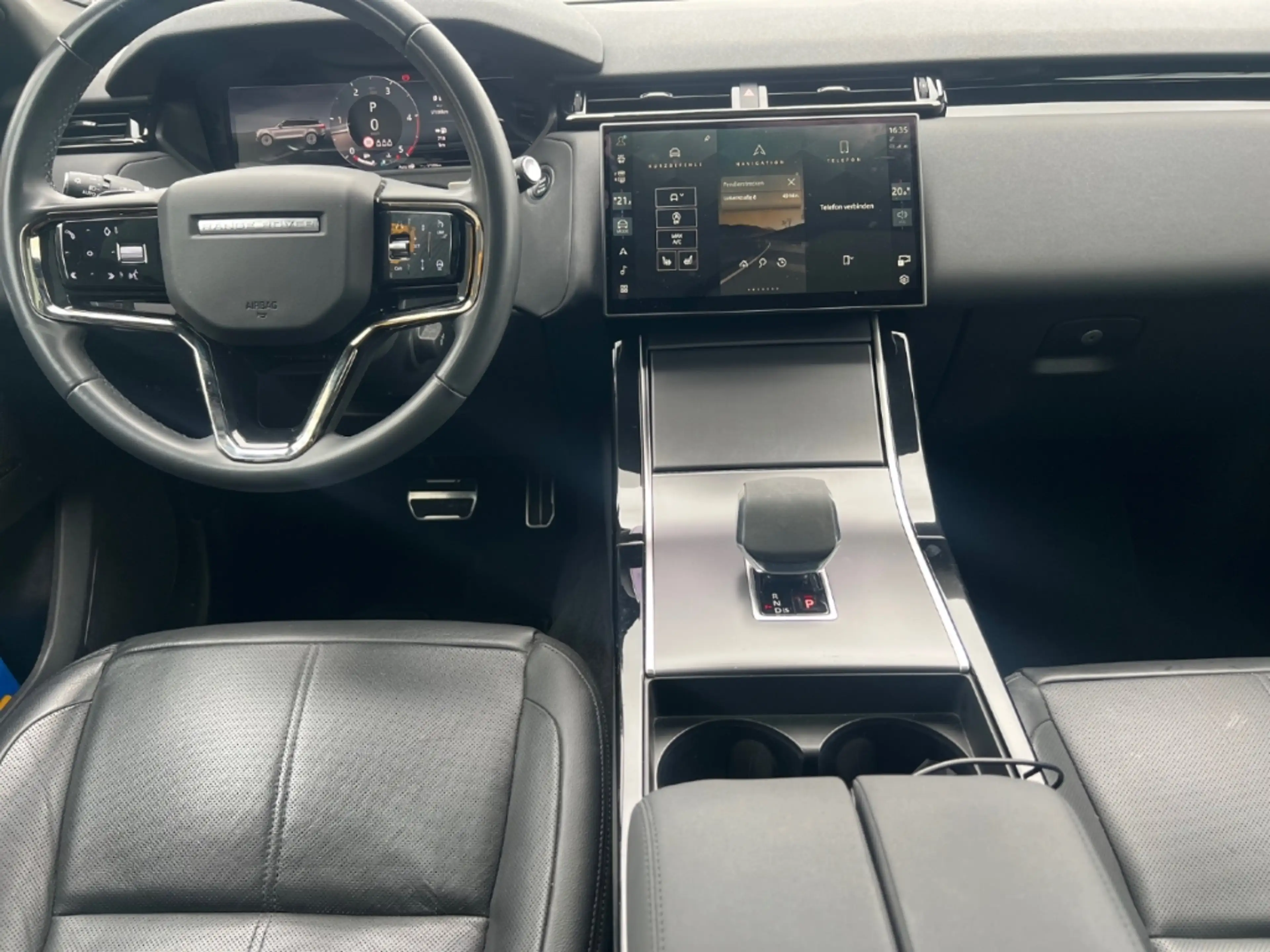 Land Rover Range Rover Velar Dynamic SE D300 +BlackPack++PanoDach+ — photo 10