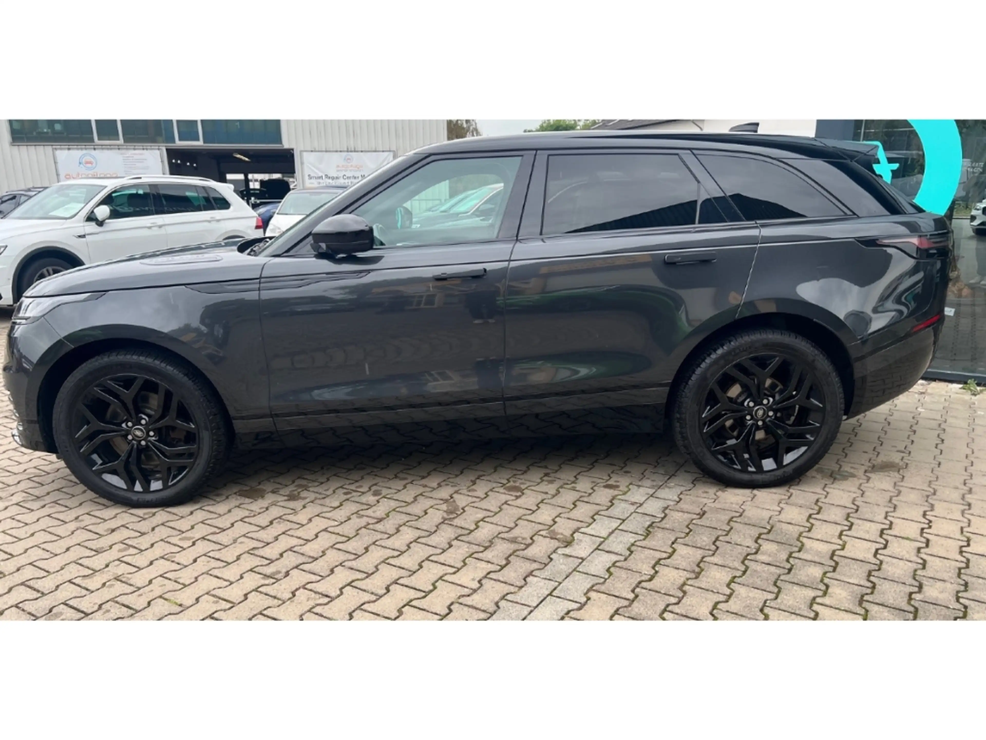 Land Rover Range Rover Velar Dynamic SE D300 +BlackPack++PanoDach+ — photo 5