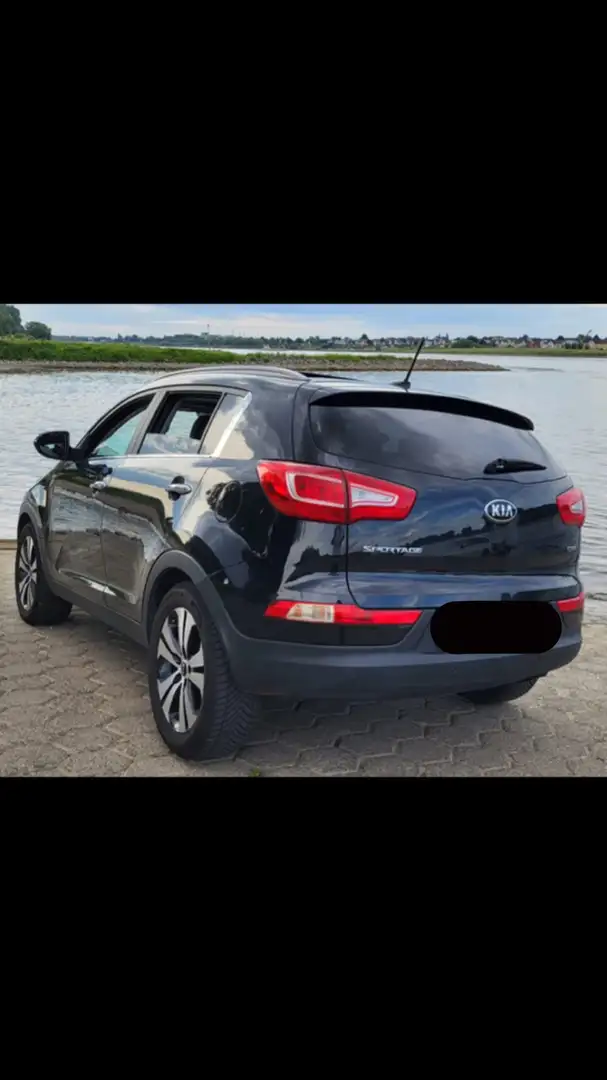 Kia Sportage 2.0 CRDi 4WD Automatik Spirit KEYLESSGO|PANO Schwarz - 2