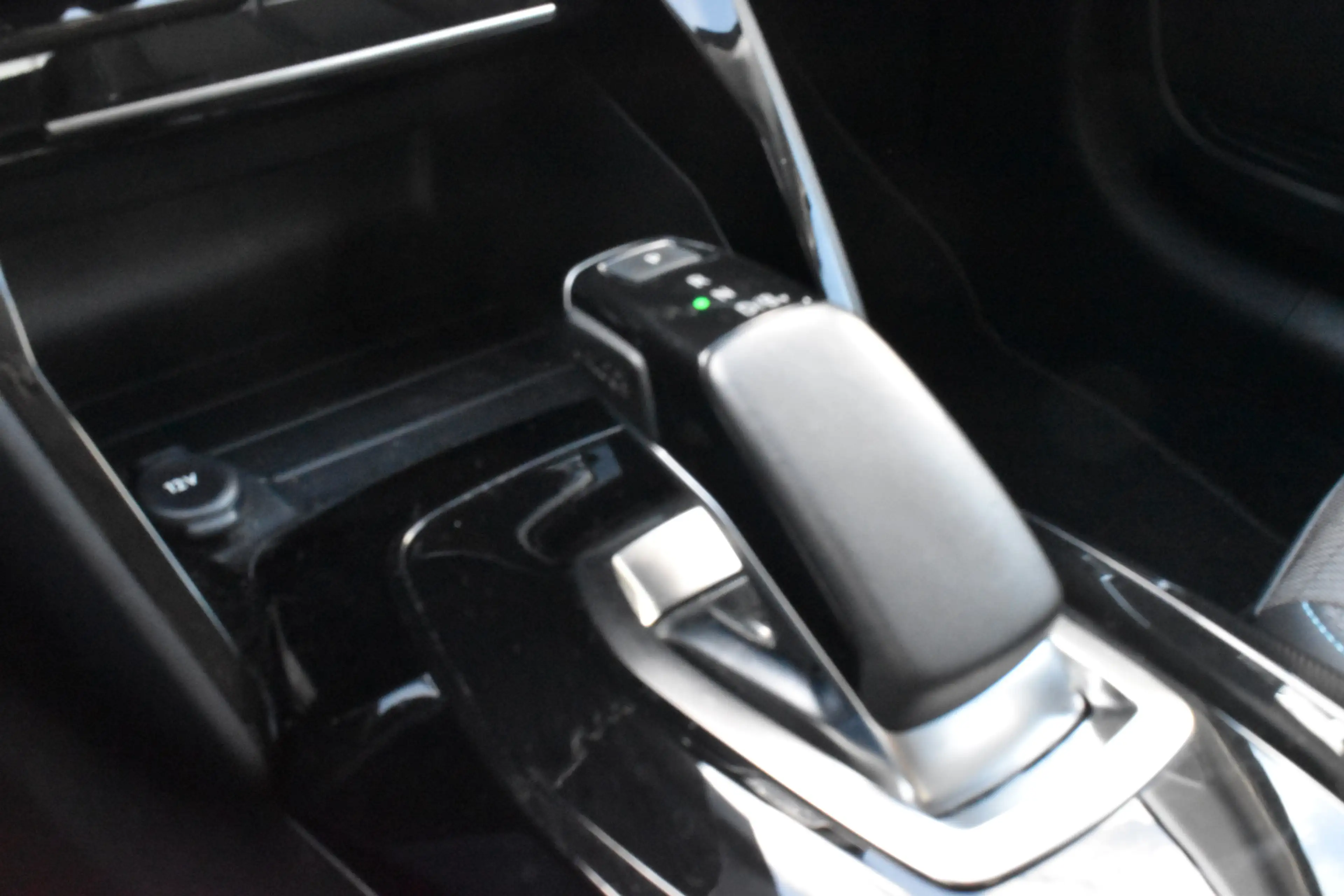 Peugeot e-208 EV Allure 50 kWh | SOH 85% Parkeerhulp | Airco | c — photo 12