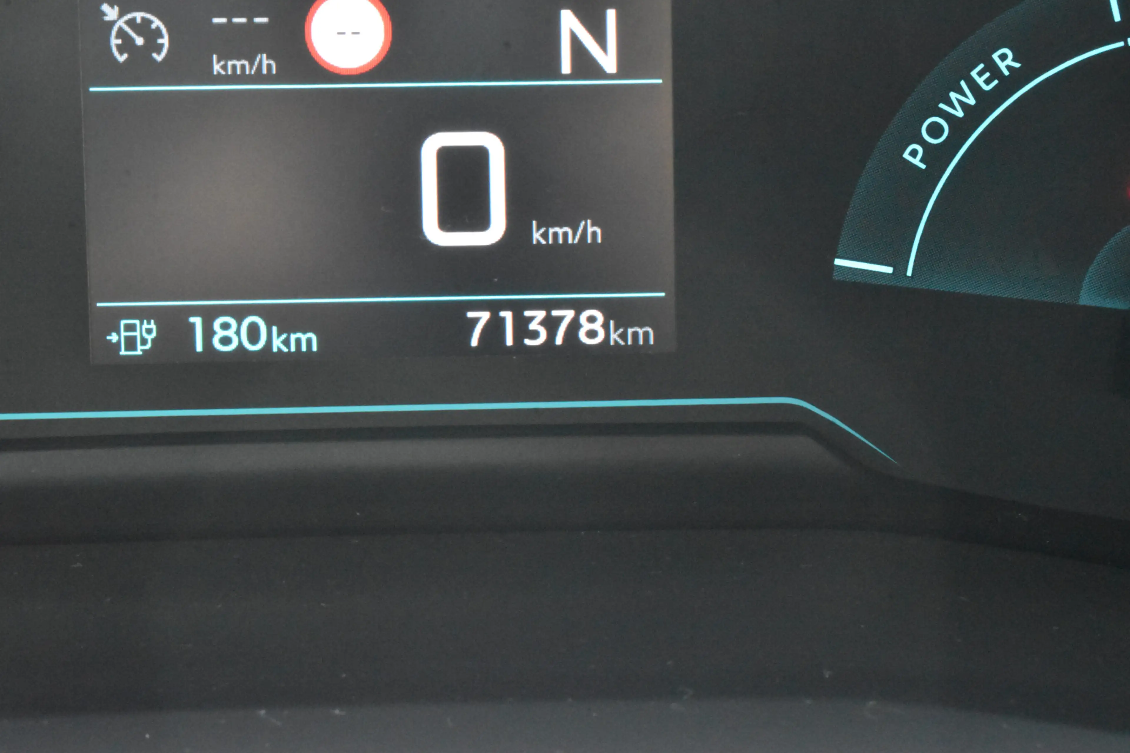 Peugeot e-208 EV Allure 50 kWh | SOH 85% Parkeerhulp | Airco | c — photo 10