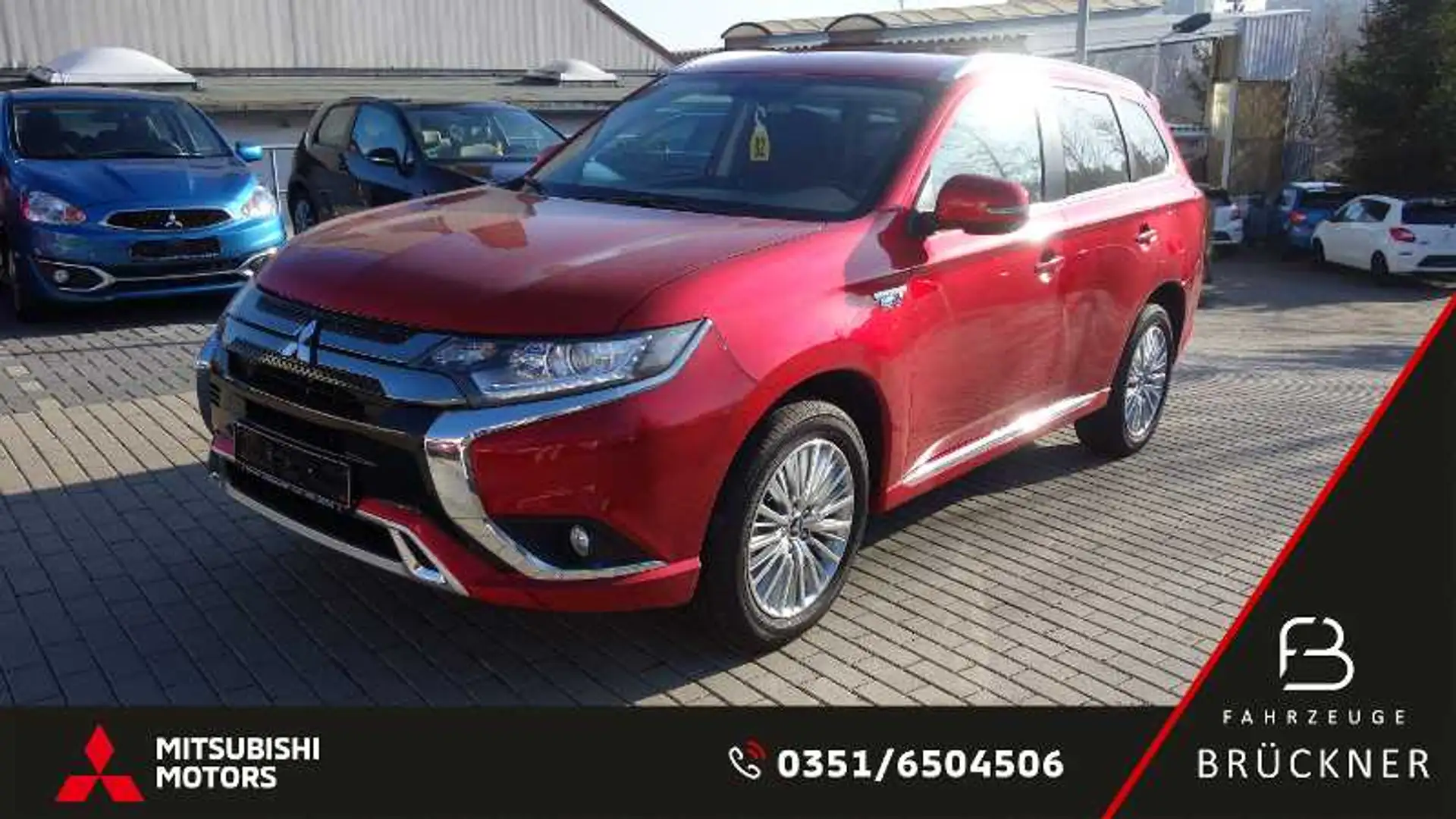 Mitsubishi Outlander PHEV 2.4 Spirit AHK,Navi,Standheizg,elektr.Sitz Rot - 1