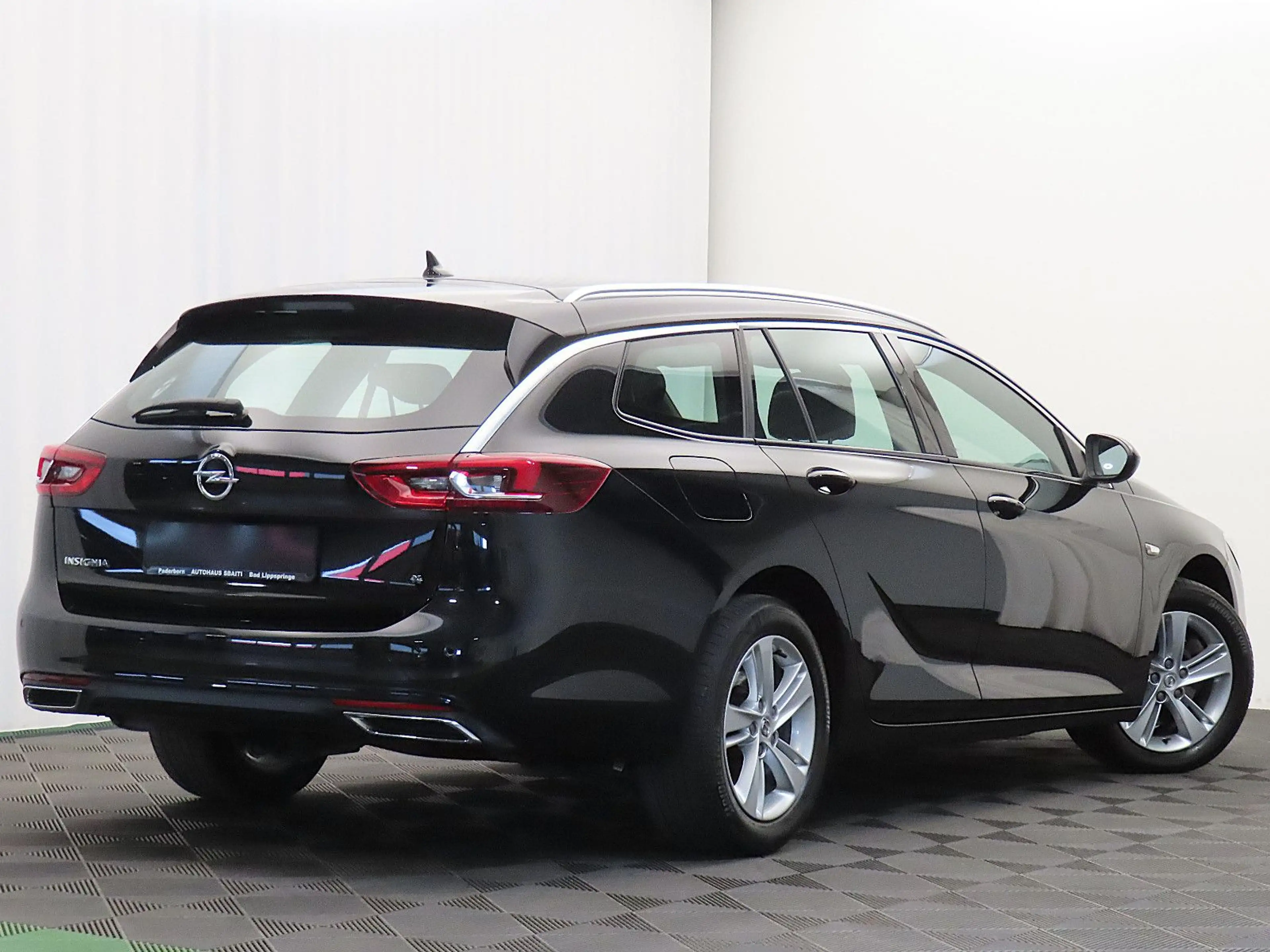 Opel Insignia ST 2.0 Business Automatik 4x4 Allrad — photo 7