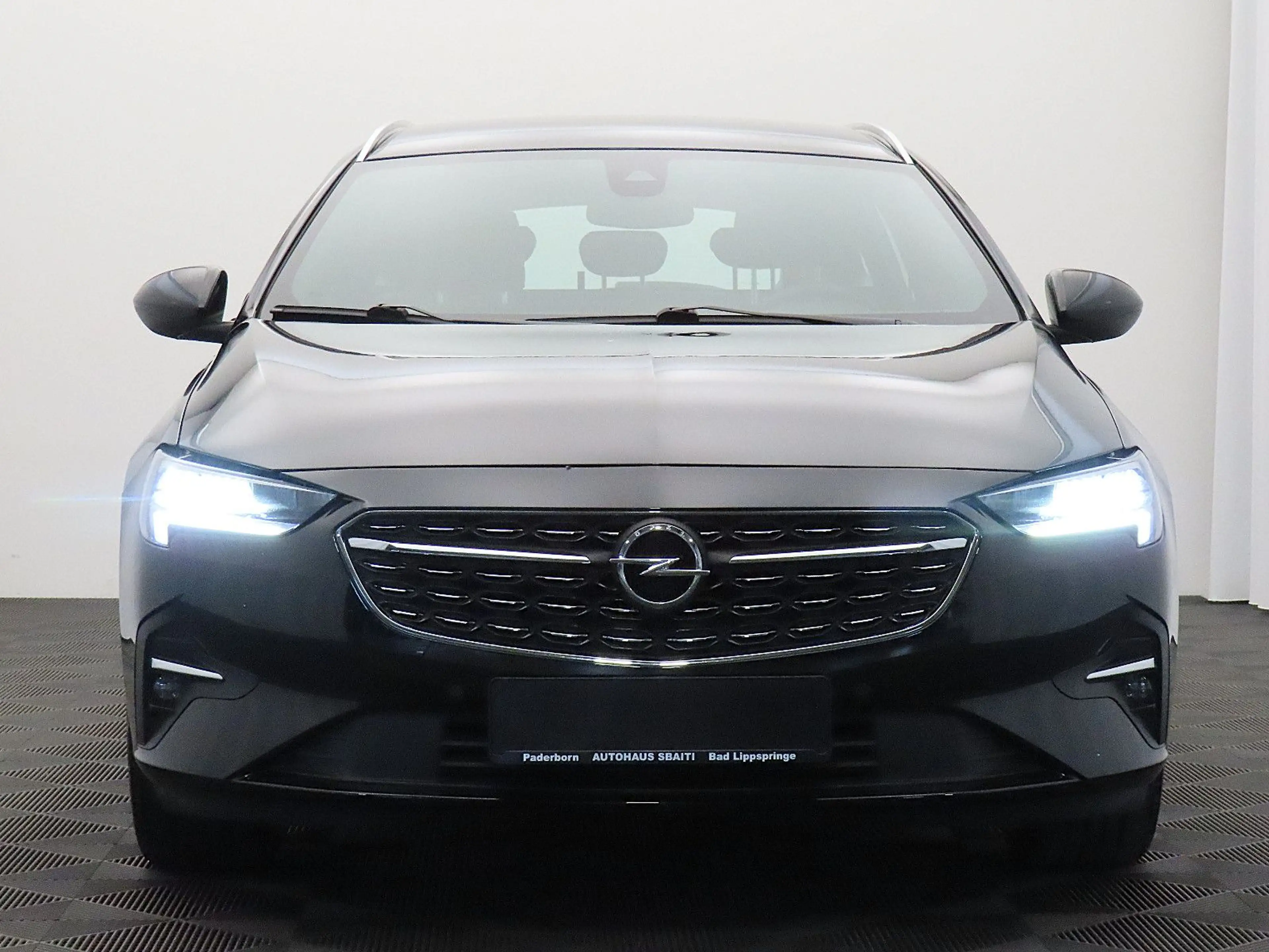 Opel Insignia ST 2.0 Business Automatik 4x4 Allrad — photo 3